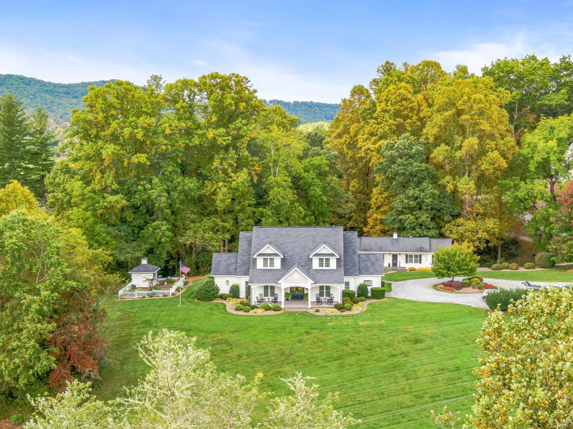 Bed & Breakfast On Tiffany Hill Mills River Esterno foto