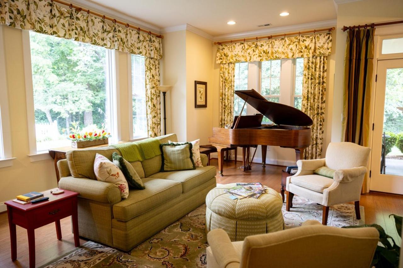 Bed & Breakfast On Tiffany Hill Mills River Esterno foto