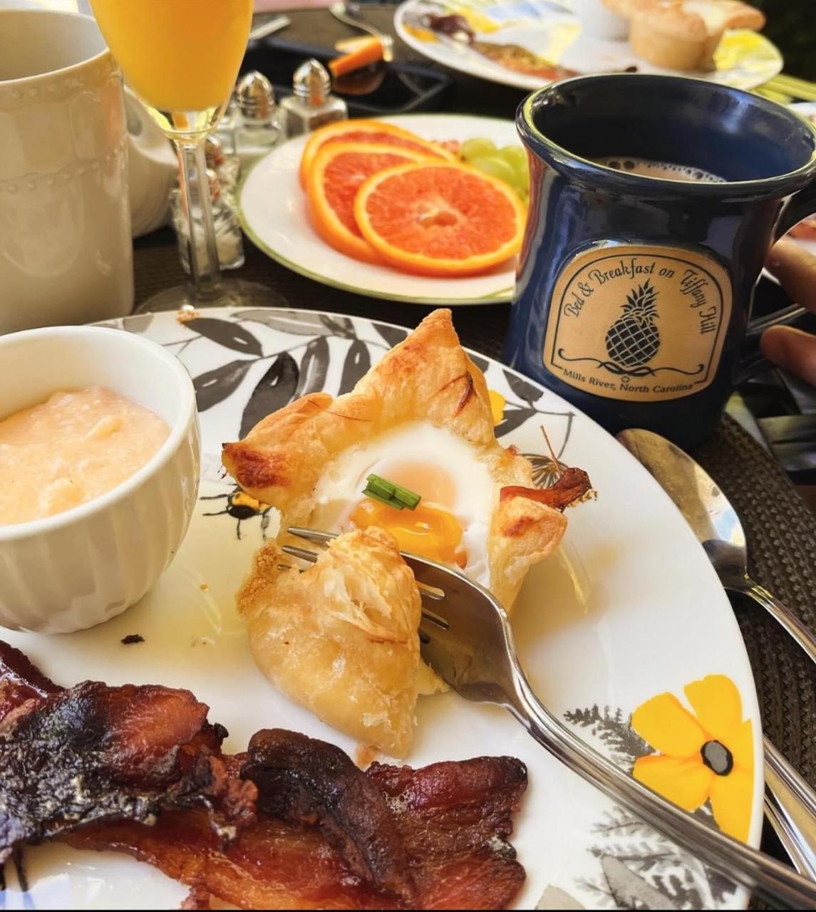 Bed & Breakfast On Tiffany Hill Mills River Esterno foto