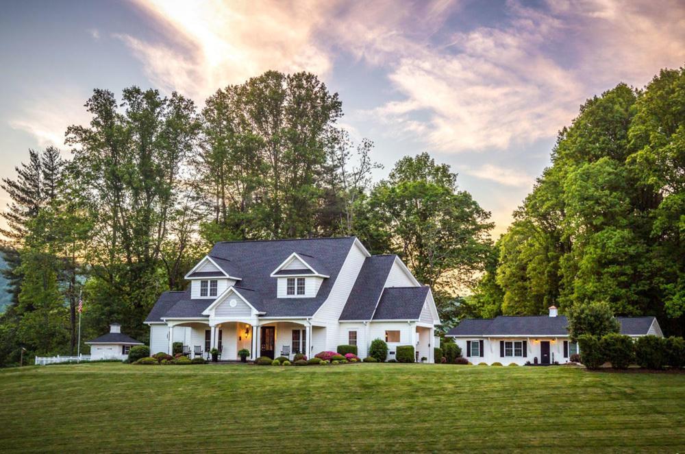 Bed & Breakfast On Tiffany Hill Mills River Esterno foto
